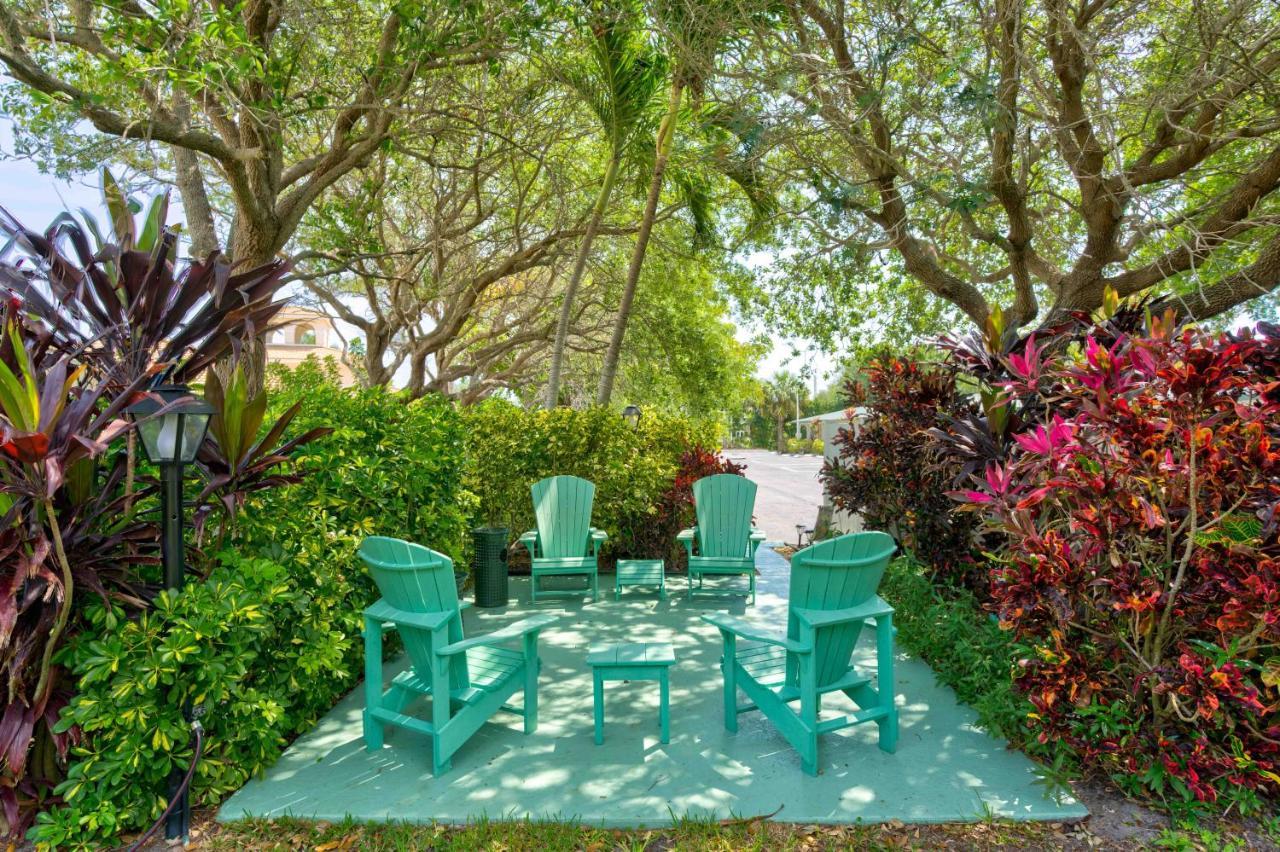 Tequesta Palms Inn Exteriör bild